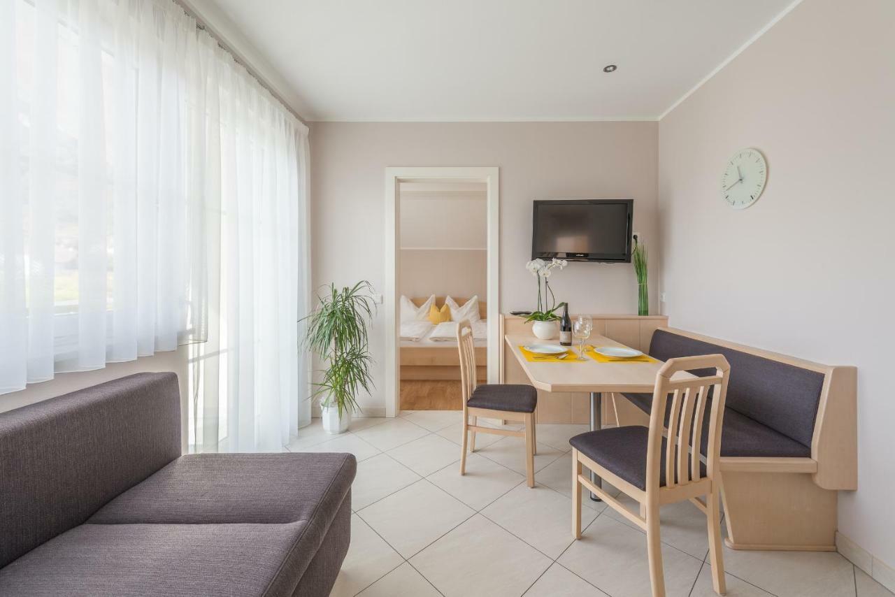 Quellenhof Apartamento Termeno Exterior foto